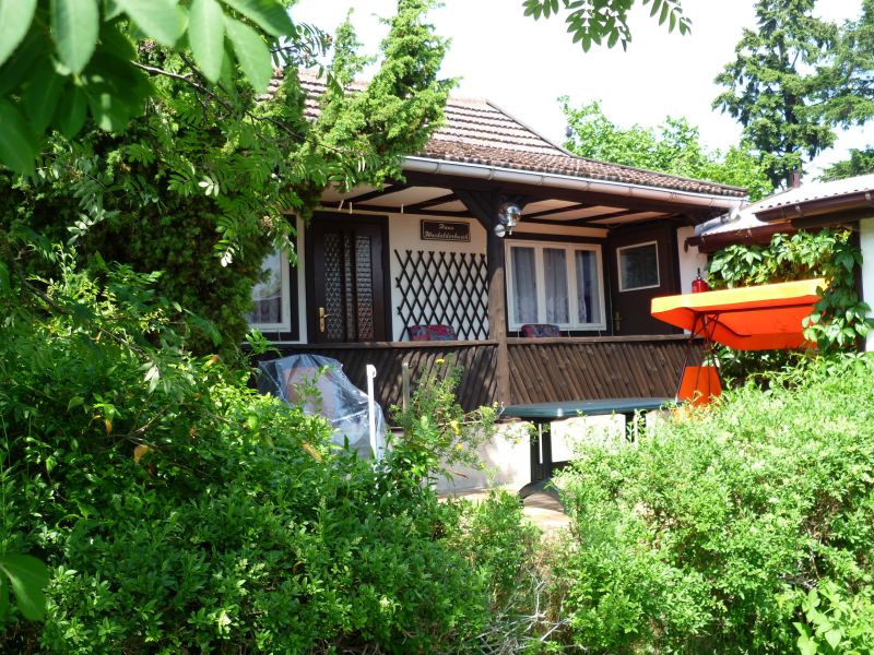 Urlaub, Ferien im  Ferienhaus Bungalow Ferienwohnung in Carwitz am See, Feldberg