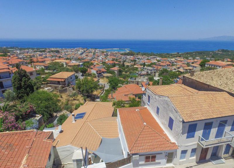 Haus mit Meerblick in Kyparissa / Griechenland