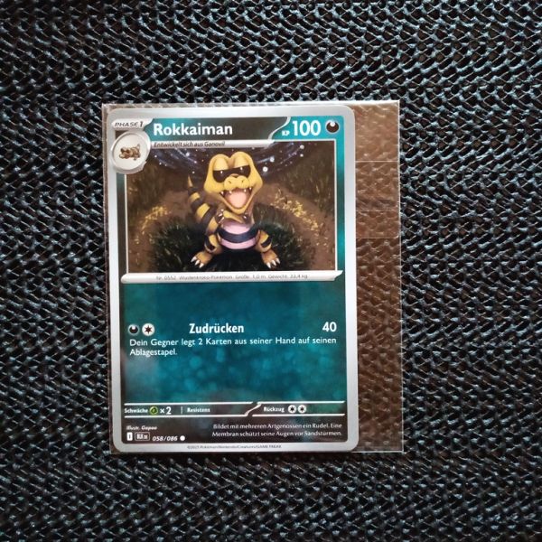 Pokemon Sammelkarte -- Rokkaiman.