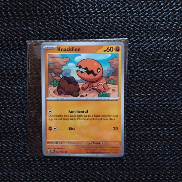 Pokemon Sammelkarte --Knacklion-Familierruf