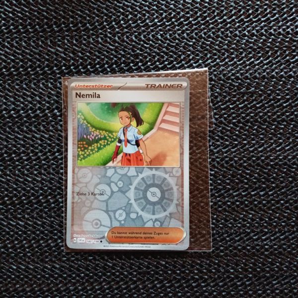 Pokemon Sammelkarte --Nemola