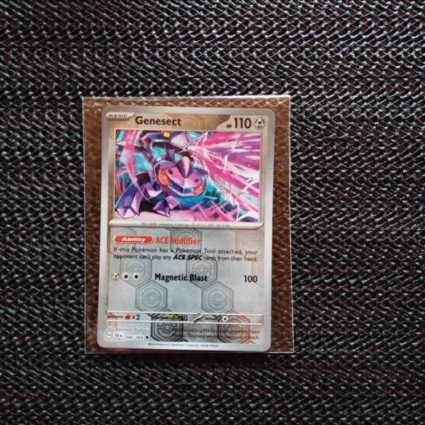 Pokemon Sammelkarte --Genesect-Magnetic Blast