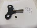 VERKAUFE URENAUFZIEHSCHLÜSSEN NEU  NR D  VIERKANT VORNE 4,5 x 4,5 mm VERSAND MÖG